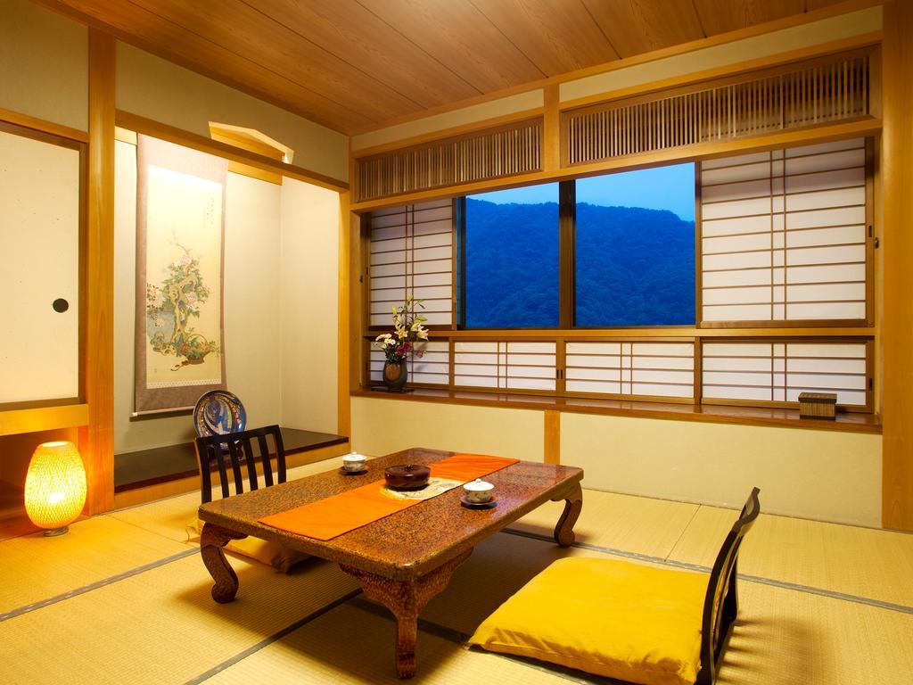 Yamatokan Takayama  Zimmer foto